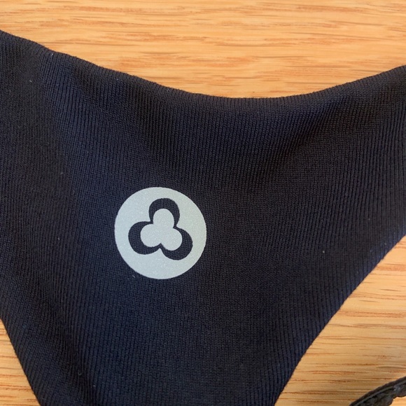 Titika Sports Bra - Picture 5 of 6